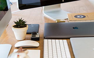 股票:哪里有股票配资官网-浙大网新涨停！算力概念再度走强，黄仁勋称算力需求将被推高